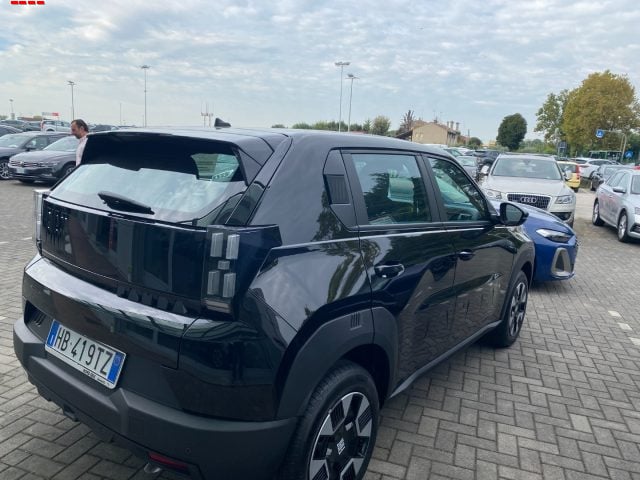 Fiat Grande Panda 1.2 Hybrid 110 CV S&S Icon - foto 3 di 4