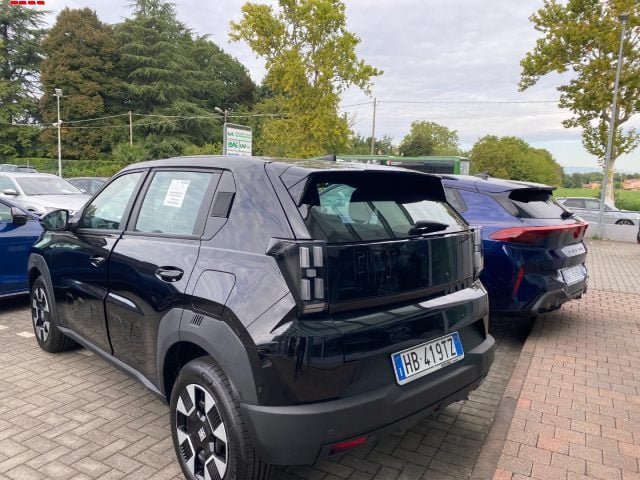 Fiat Grande Panda 1.2 Hybrid 110 CV S&S Icon - foto 2 di 4
