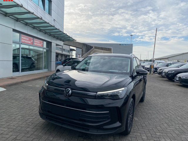 Volkswagen Tiguan 2.0 TDI 150 CV DSG Elegance goal - foto 2 di 4