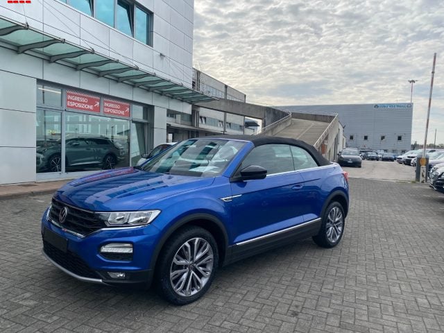 Volkswagen T-Roc Cabriolet 1.5 TSI ACT active, del 2022, 41.000 km, in vendita a Treviso (TV)