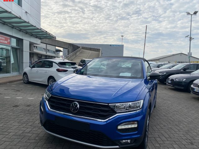 Volkswagen T-Roc Cabriolet 1.5 TSI ACT active - foto 3 di 4