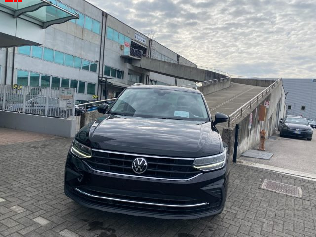 Volkswagen Tiguan 1.5 TSI 150 CV ACT Life - foto 2 di 4