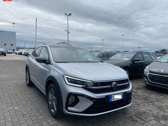 Volkswagen Taigo 1.0 TSI 115 CV R-Line - foto 2 di 4