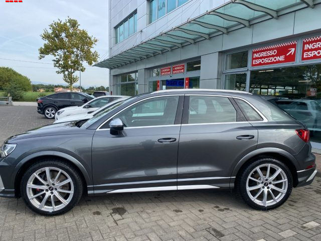 Audi RS Q3 quattro S tronic - foto 4 di 4