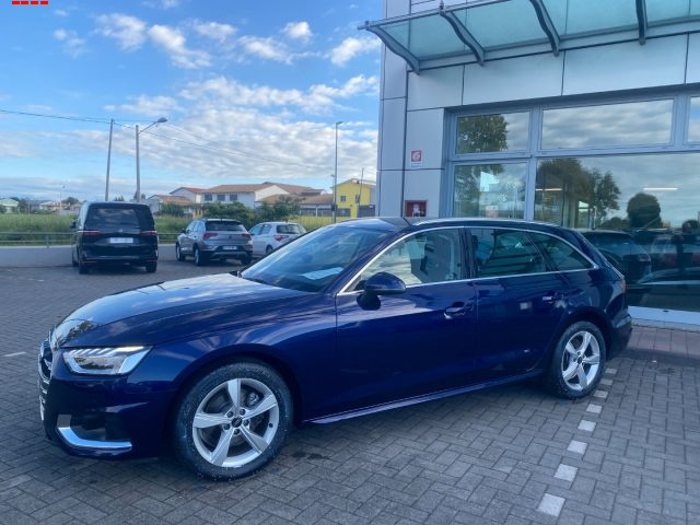Audi A4 Avant 35 TDI/163 CV S tronic Business - foto 2 di 4