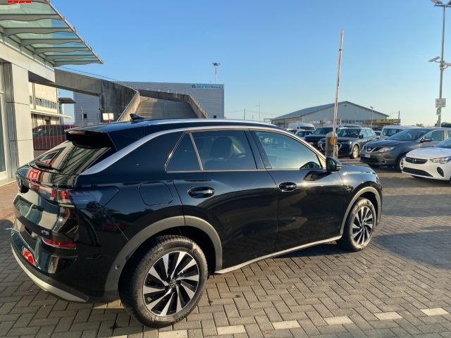 Volkswagen T-Roc NEW 1.5 eTSI ACT 150 CV DSG Style - foto 4 di 4
