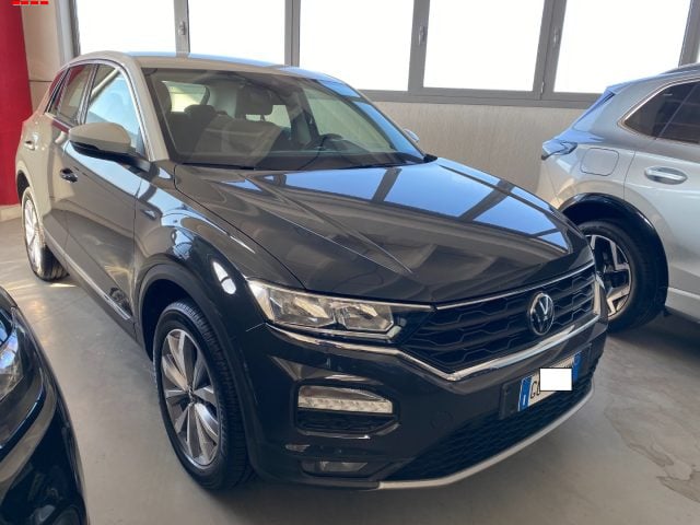Volkswagen T-Roc 2.0 TDI SCR 150 CV DSG Style BlueMotion Technology, del 2021, 103.000 km, in vendita a Treviso (TV)