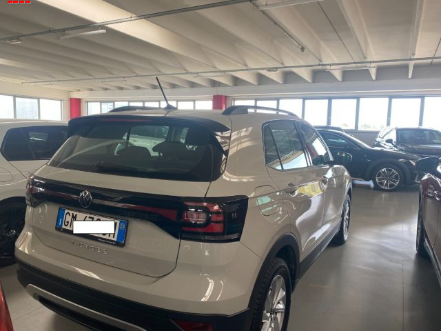 Volkswagen T-Cross 1.0 TSI 110 CV Style - foto 4 di 4