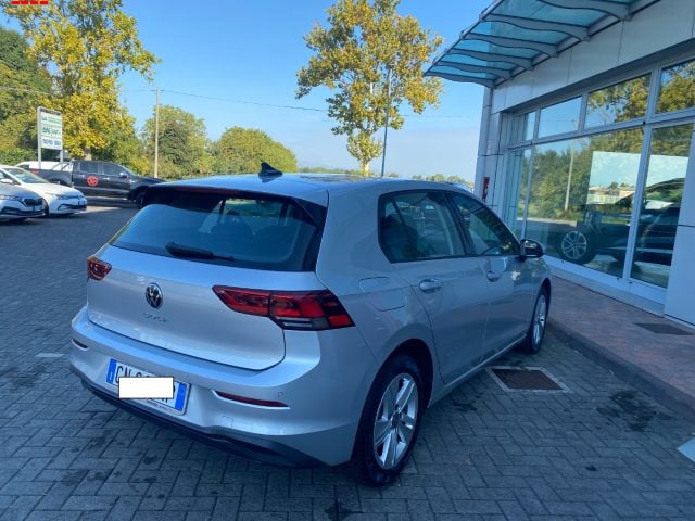 Volkswagen Golf 1.5 TGI DSG Life - foto 4 di 4