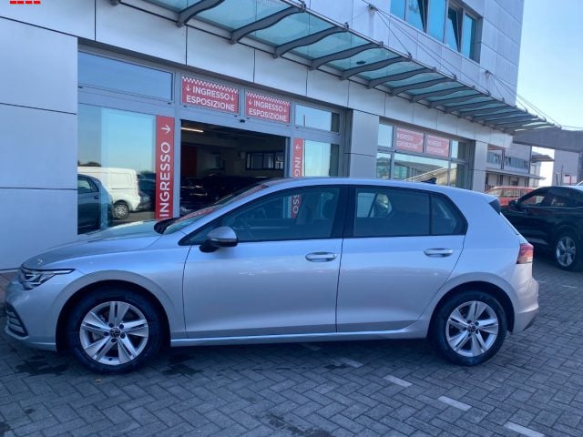 Volkswagen Golf 1.5 TGI DSG Life - foto 2 di 4