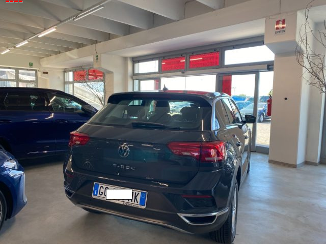 Volkswagen T-Roc 1.0 TSI Style BlueMotion Technology - foto 4 di 4