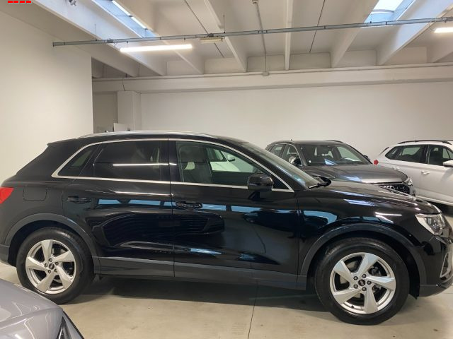 Audi Q3 35 TFSI business Advanced - foto 3 di 4