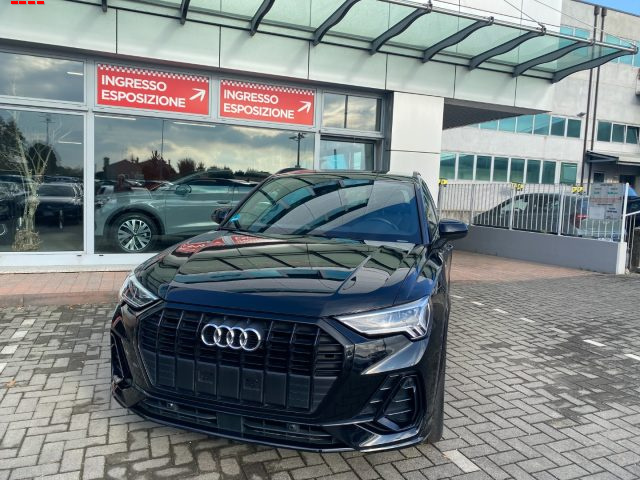 Audi Q3 35 TFSI S tronic S line edition - foto 2 di 4