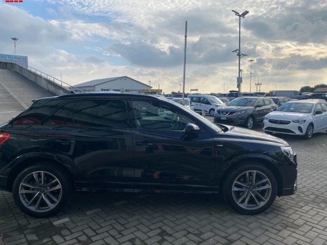 Audi Q3 35 TFSI S tronic S line edition - foto 4 di 4