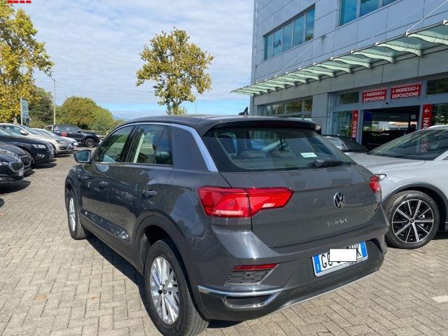 Volkswagen T-Roc 1.0 TSI Style BlueMotion Technology - foto 3 di 4