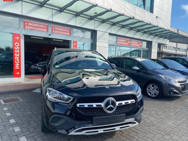 Mercedes-Benz GLA 180 Automatic Executive - foto 2 di 4