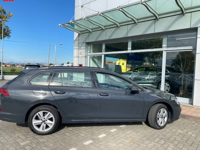 Volkswagen Golf Variant 2.0 TDI SCR DSG Style - foto 2 di 4