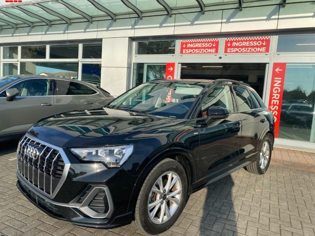 Audi Q3 35 TFSI S tronic S line edition, del 2023, 41.000 km, in vendita a Treviso (TV)