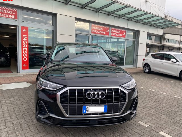Audi Q3 TDI 110 kW S tronic S Line edition - foto 3 di 4