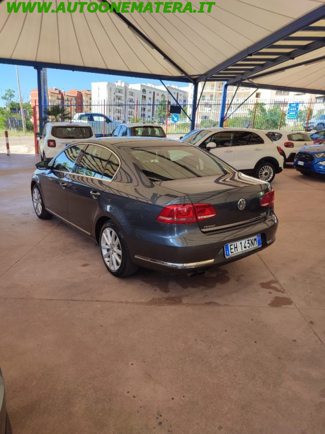 Volkswagen Passat 2.0 TDI DSG Highline - foto 4 di 4