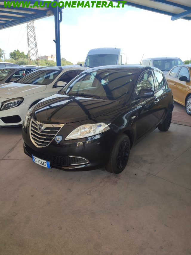 Lancia Ypsilon 1.3 M.JT 95CV 5porte - foto 2 di 4