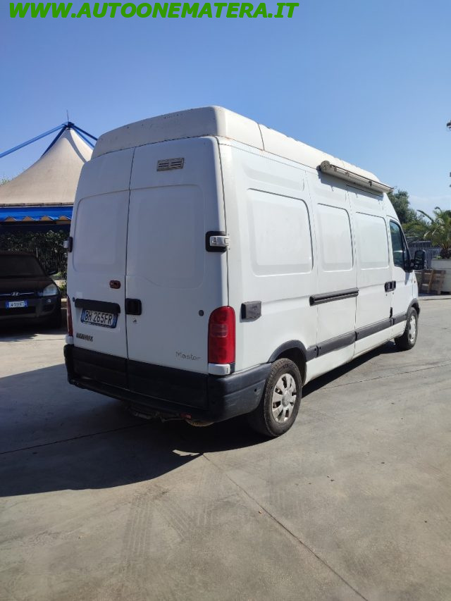 Renault Master T28 2.8 dTi PC Furgone CAMPERIZZATO - foto 3 di 4