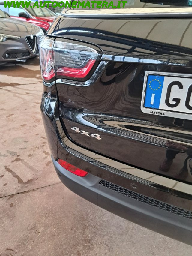 Jeep Compass 2.0 M.JET 4WD Longitude 140CV AUTOM., del 2020, 110.000 km, in vendita a Matera (MT)