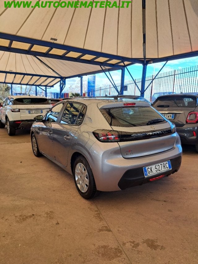 Peugeot 208 1.2 PureTech S&S Active 75CV, del 2022, 67.000 km, in vendita a Matera (MT)