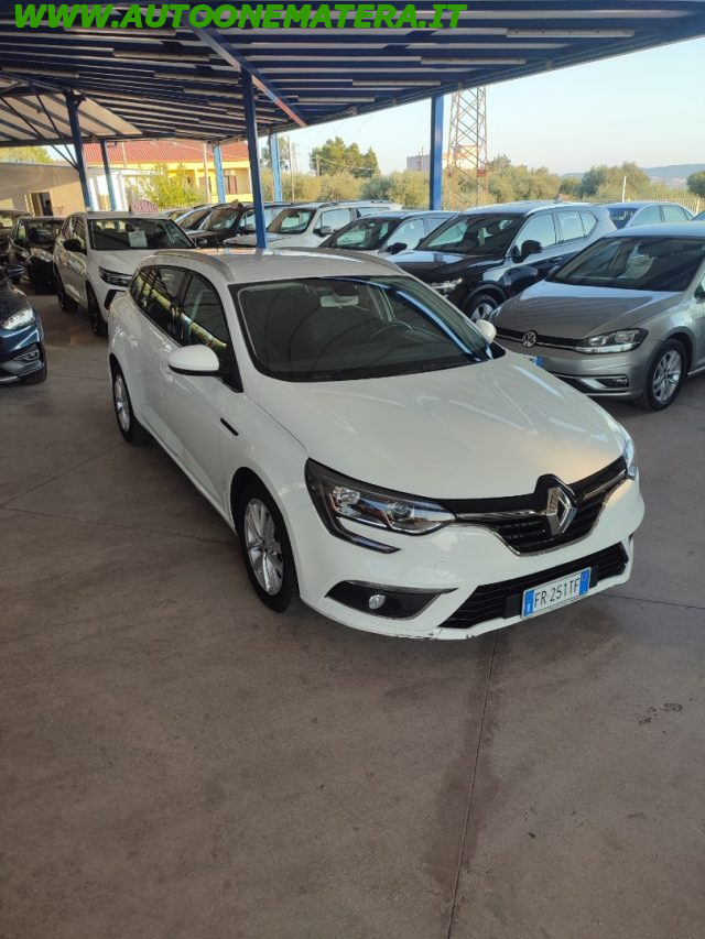 Renault Megane 1.5 DCI SW 110 CV EDC Energy Business usato a MATERA