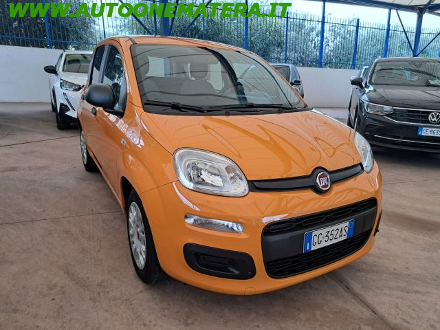 Fiat Panda 1.0 FireFly S&S Hybrid 70CV - foto 2 di 4