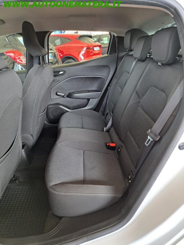 Renault Clio 1.0 BENZ. 65CV 5 porte Equilibre, del 2023, 80.000 km, in vendita a Matera (MT)