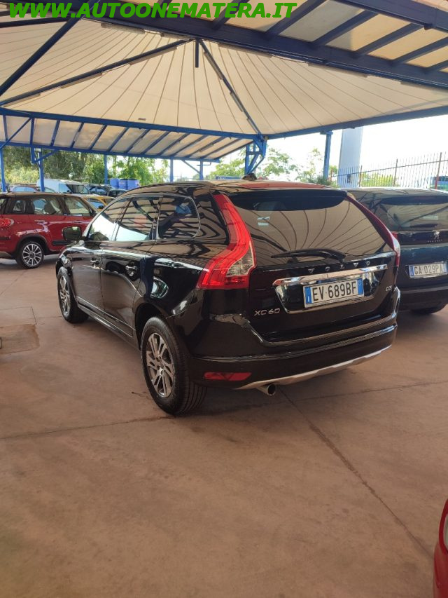 Volvo XC60 D3 - foto 3 di 4