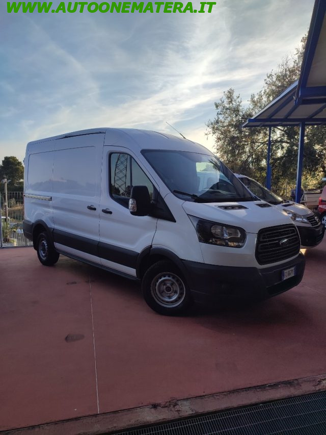 Ford Transit 2.0 TDCi EcoBlue 130CV L2-H2, del 2017, 125.000 km, in vendita a Matera (MT)