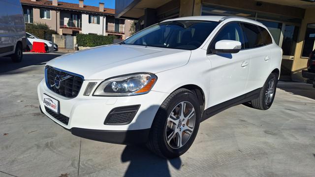 Volvo XC60 D5 AWD Geartronic Summum N°EH543 usato a ROSSANO VENETO