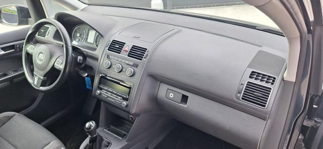 Volkswagen Touran 1.6 TDI DPF Comfortline BMT N°GY582 - foto 2 di 16