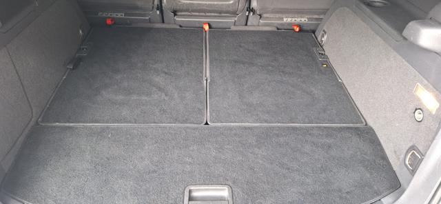 Volkswagen Touran 1.6 TDI DPF Comfortline BMT N°GY582 - foto 3 di 16