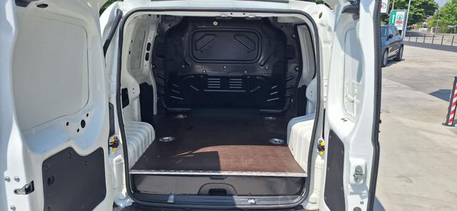 Fiat Fiorino 1.4 8V CNG 70CV Cargo SX N�GA337 - foto 2 di 4