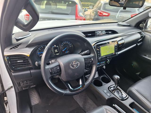 Toyota Hilux 2.8 D 4WD 4 porte Double Cab Invincible N�GG867 - foto 2 di 4