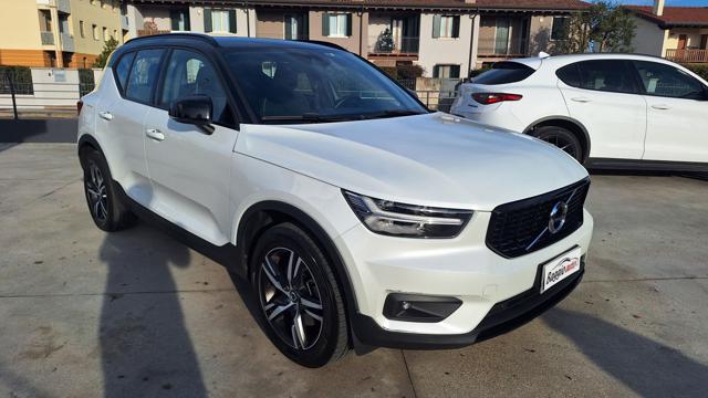 Volvo XC40 D3 AWD Geartronic R-design N°GD646 - foto 4 di 4