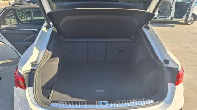 Audi Q3 SPB 35 TDI S TRONIC S LINE INTERNO ED ESTERNO - foto 3 di 4