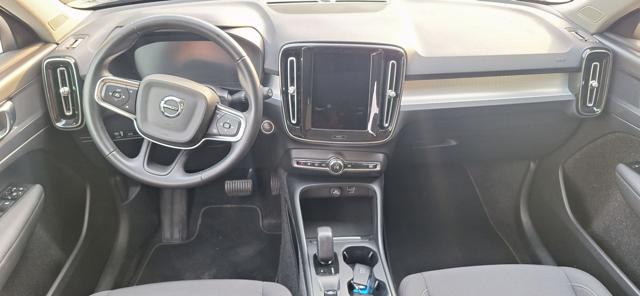 Volvo XC40 T4 RECHARGE PLUG-IN HYBRID AUTOCARRO INSCRIPTION - foto 3 di 4