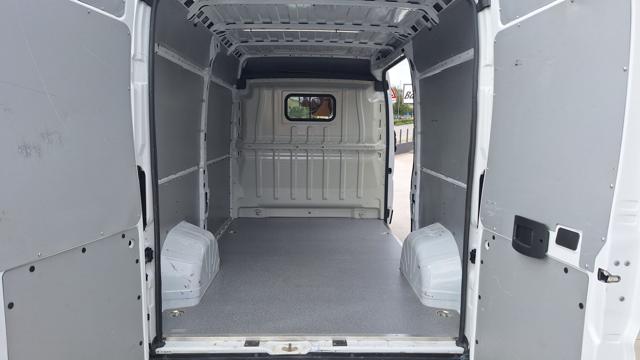 Fiat Ducato 33 2.2 Mjt 140CV PM-TN Furgone N°GZ661 - foto 2 di 4