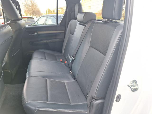 Toyota Hilux 2.8 D 4WD 4 porte Double Cab Invincible NETTO IVA - foto 3 di 4
