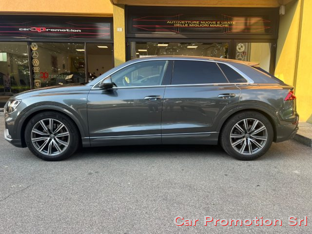 Audi Q8 50 TDI 286 CV quattro tiptronic S-Line - foto 2 di 4