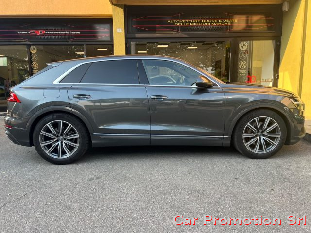 Audi Q8 50 TDI 286 CV quattro tiptronic S-Line - foto 4 di 4