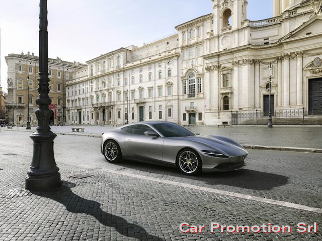 Ferrari Roma Coup� usato a COMO