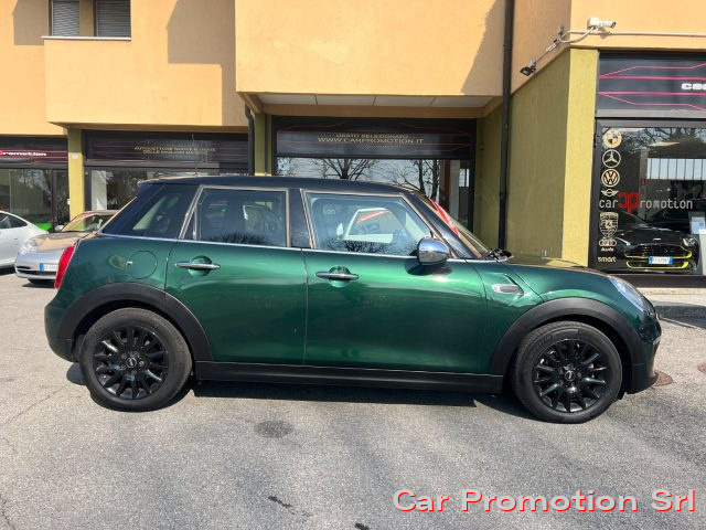 MINI Cooper D 1.5 Cooper D 5 porte - foto 3 di 4
