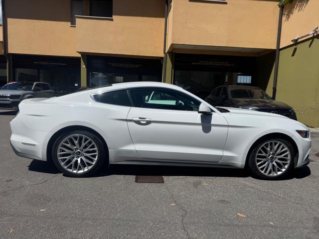 Ford Mustang Fastback 2.3 EcoBoost aut. - foto 4 di 4
