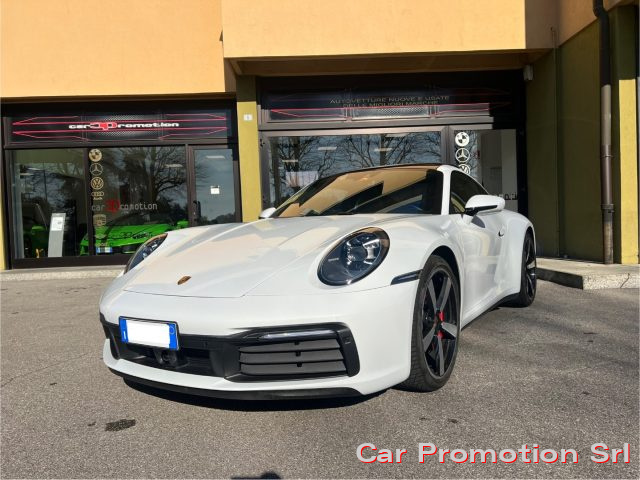 Porsche 992 Carrera 4S - foto 2 di 4