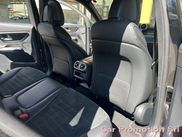 Mercedes-Benz GLC 220 d 4Matic Premium, del 2023, 51.000 km, in vendita a Como (CO)